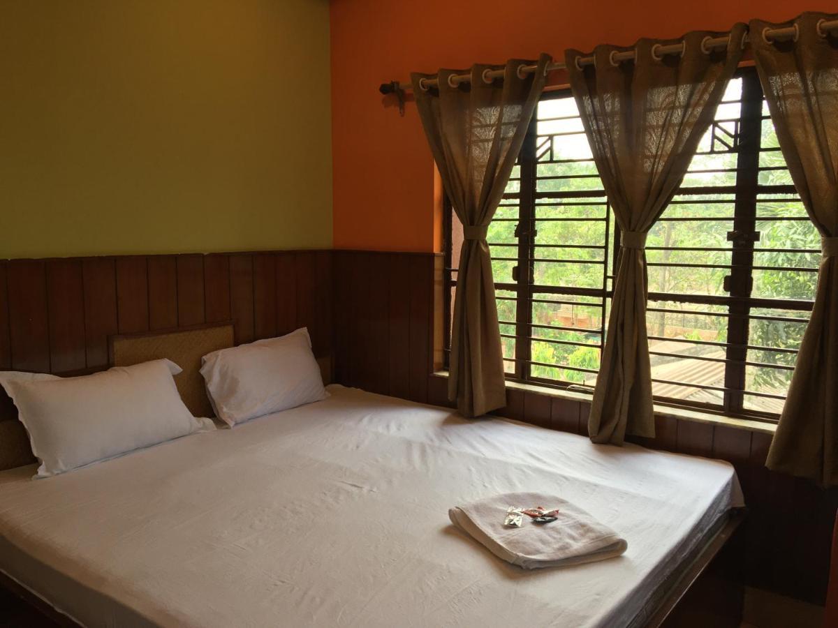 בולפור Whispering Woods Inn מראה חיצוני תמונה
