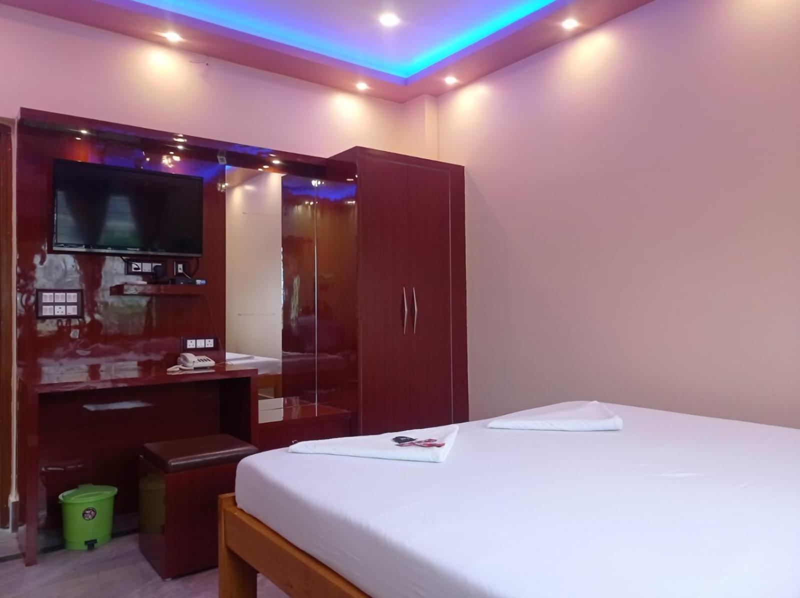 בולפור Whispering Woods Inn מראה חיצוני תמונה